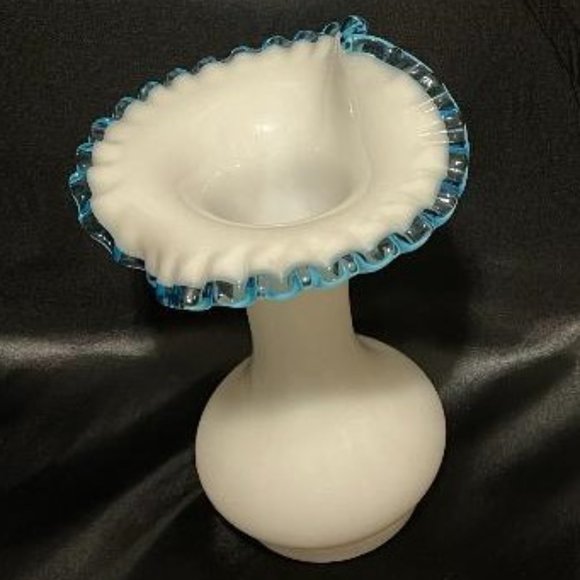 AQUA CREST MILK GLASS JACK IN PULPIT RUFFLE RIM VASE (VINTAGE FENTON PRE-LOGO ?) - Picture 8 of 16